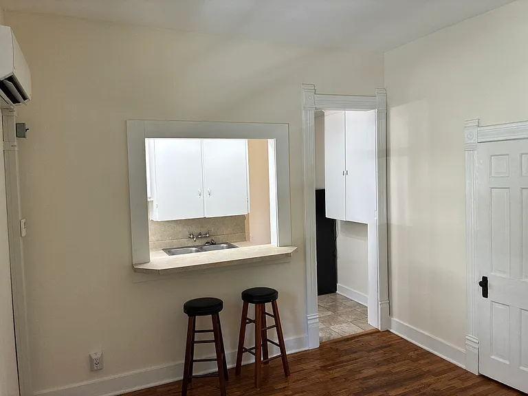 246 Charles Ave SE #1 — Photo 8