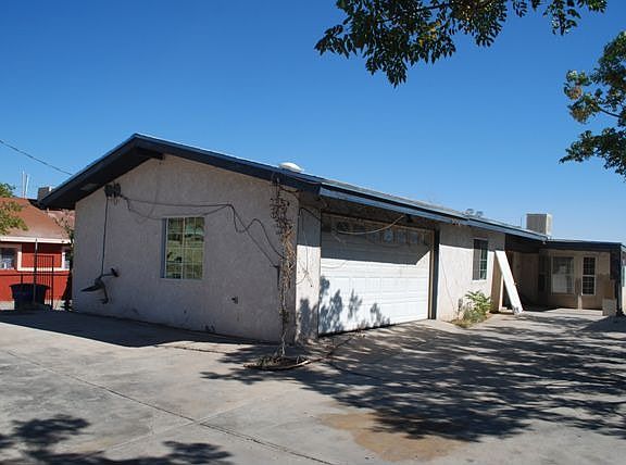 3rd image of 9010 Mercury St