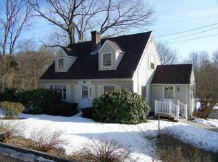 39 Gray Rd, Andover, MA 01810
