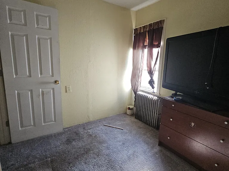226 S 228 Main St — Photo 9