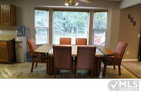 Dining room.JPG