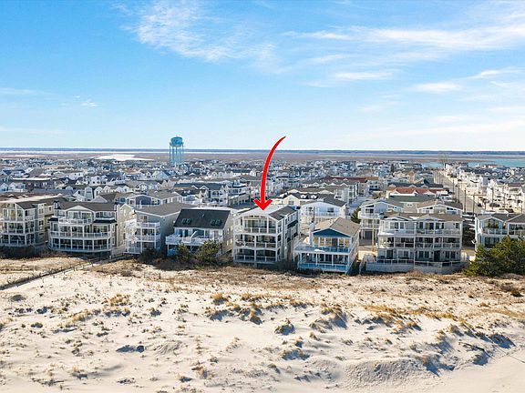 3rd image of 7717 Pleasure Ave N #Sea