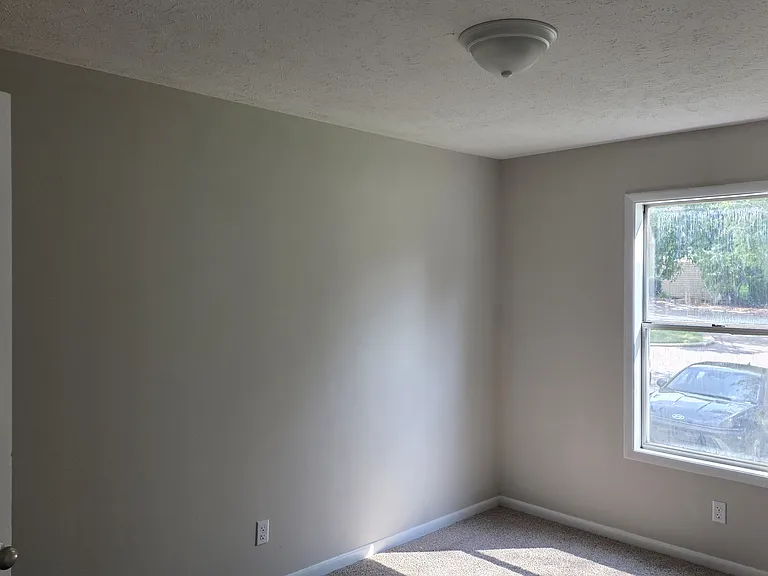 6768 Willowbrook Dr — Photo 7