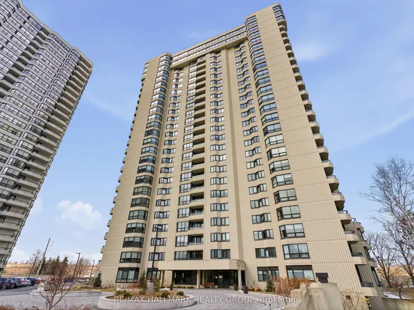 1500 Riverside Dr #202, Ottawa, ON K1G 4J4