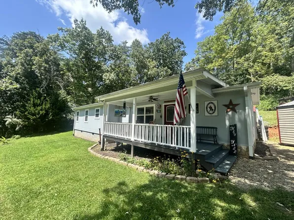 109 Dorothy Hughes Rd, Blairsville, GA 30512