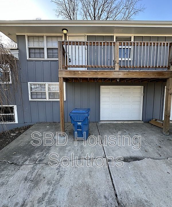 1st image of 407 S Forest Ave