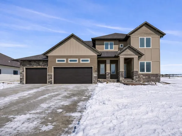 2108 N Hacksaw Trl, Sioux Falls, SD 57107