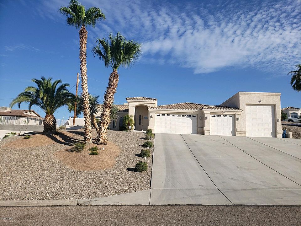 1st image of 2765 Bamboo Dr