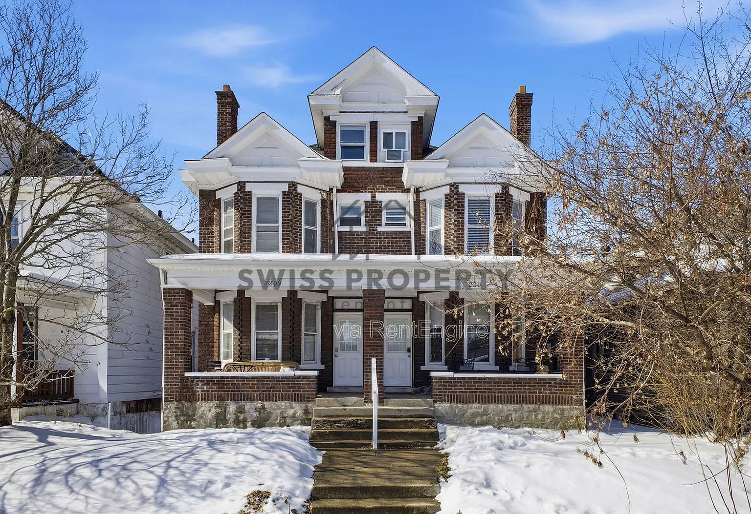 5 bed, 1.5 bath, 1944 sqft, $2,550 — Photo 2