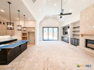 404 Jackson River Loop, Kyle, TX 78640