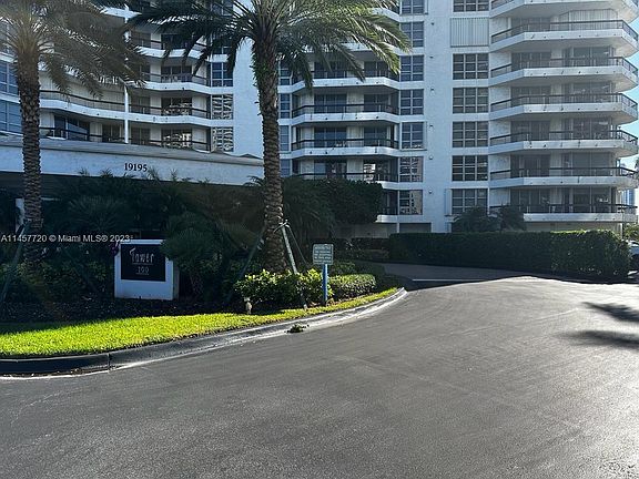 3rd image of 19195 Mystic Pointe Dr APT 105