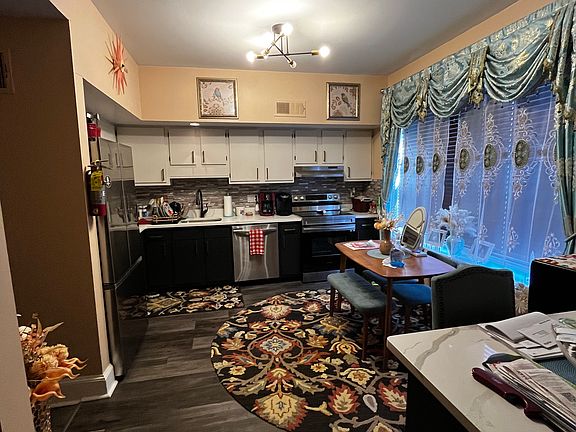 5th image of 456 Bingaman St APT 3C