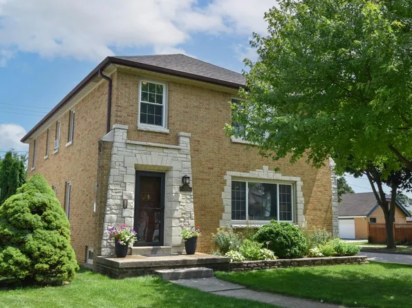 3002 North 77th STREET, Milwaukee, WI 53222