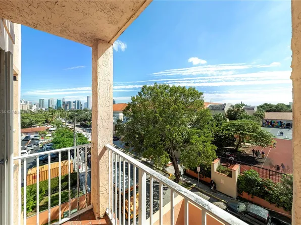 199 SW 12th Ave APT 412B, Miami, FL 33130