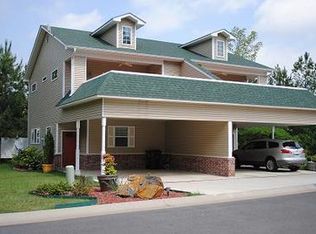 133 Lake Point Cv, Hot Springs, AR 71913