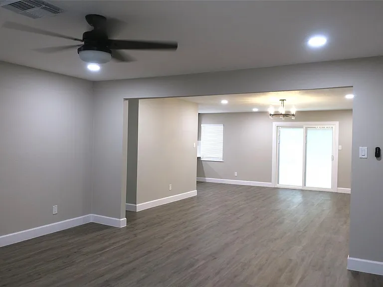 411 Cole St — Photo 5