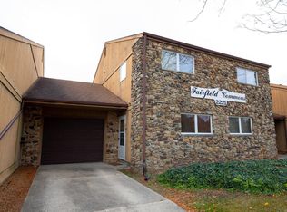 2221 Hillcrest Ave APT C, Plymouth, IN 46563