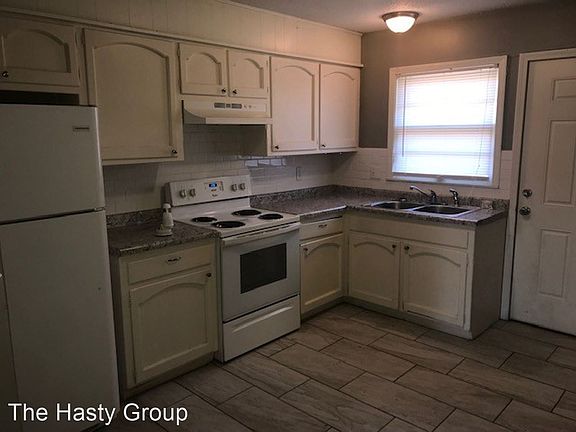 3rd image of 509 Vassar St