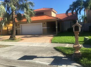 8828 NW 152nd Ter, Miami Lakes, FL 33018