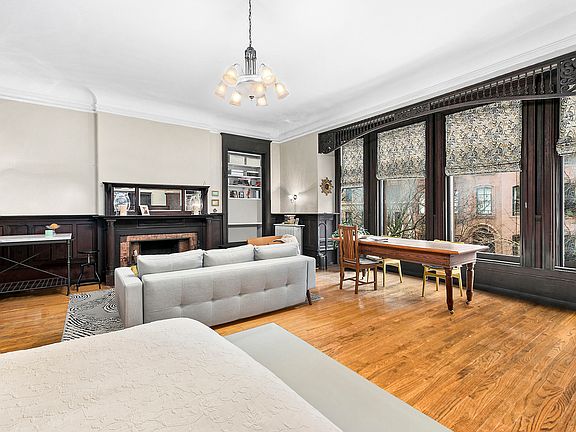 4th image of 6 Pierrepont St #2A
