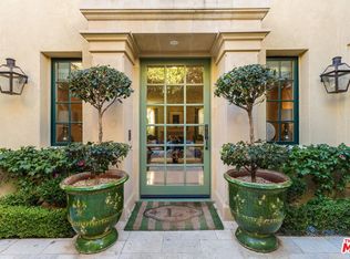 127 S Carmelina Ave, Los Angeles, CA 90049