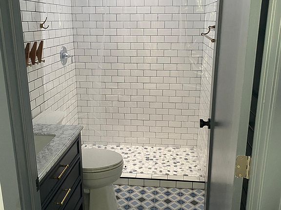 5th image of 2340 E Drachman St #2
