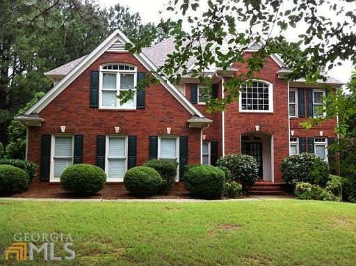3rd image of 125 Glenwood Ln