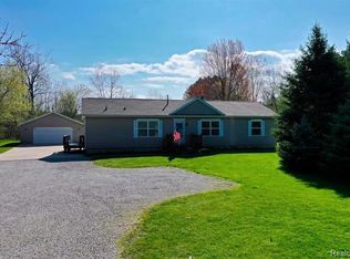 4283 Howe Rd, Grand Blanc, MI 48439