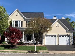 18 Rachael Dr, Morganville, NJ 07751