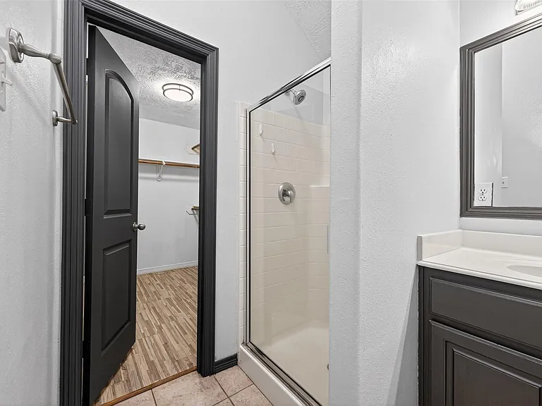 10542 Parkside Dr — Photo 31