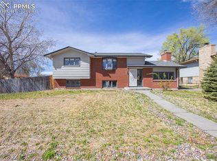 6830 Chesterfield Ct, Colorado Springs, CO 80911
