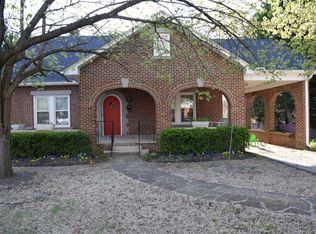 708 S Broad St, Clinton, SC 29325