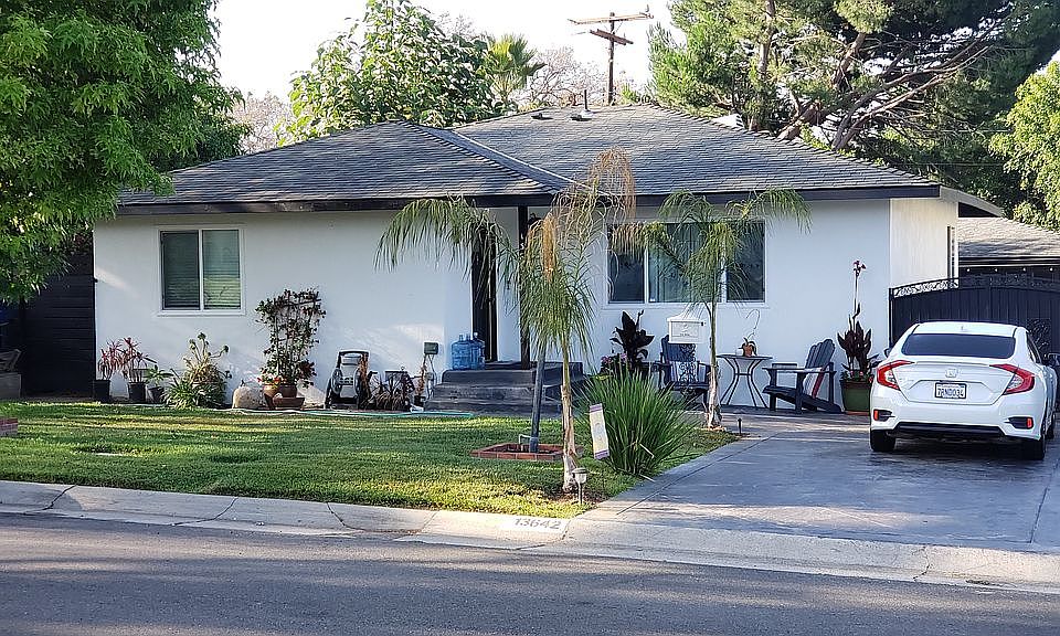 1st image of 13642 Sunrise Dr