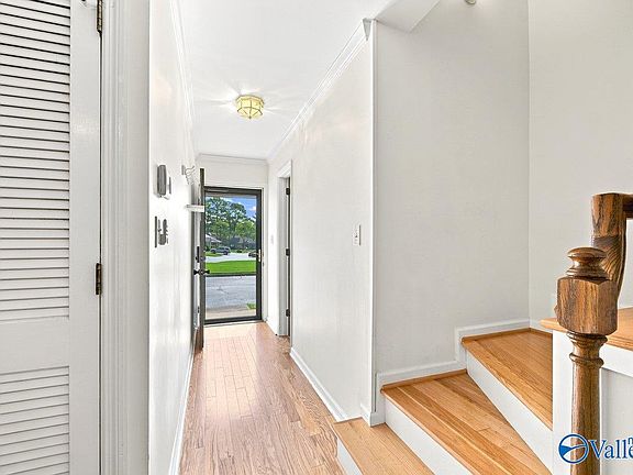 3rd image of 8151 Oldfield Rd SW APT 2