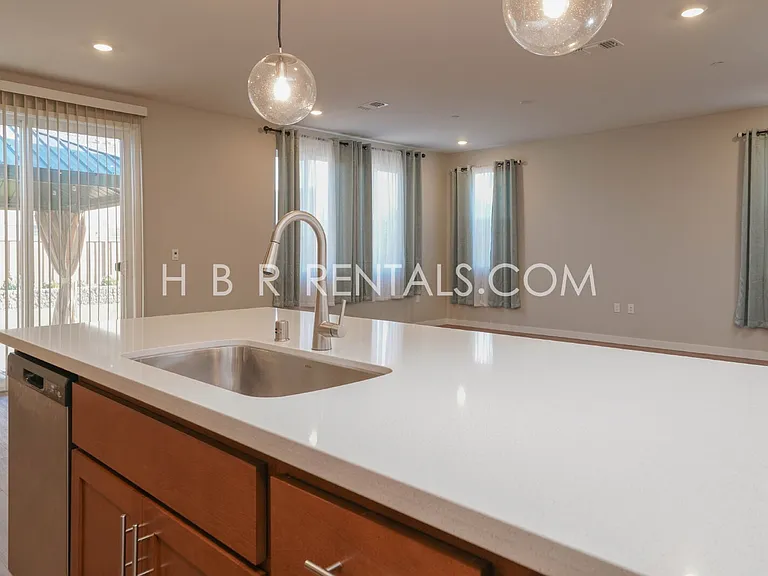 1038 Osprey Dr — Photo 11