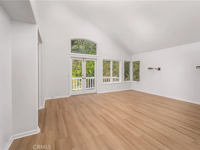 24961 Alicante Dr — Photo 21