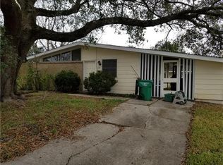 329 Cherry Blossom Ln, Gretna, LA 70056
