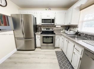 Sunrise Lakes 151 Condo, Sunrise, FL 33322