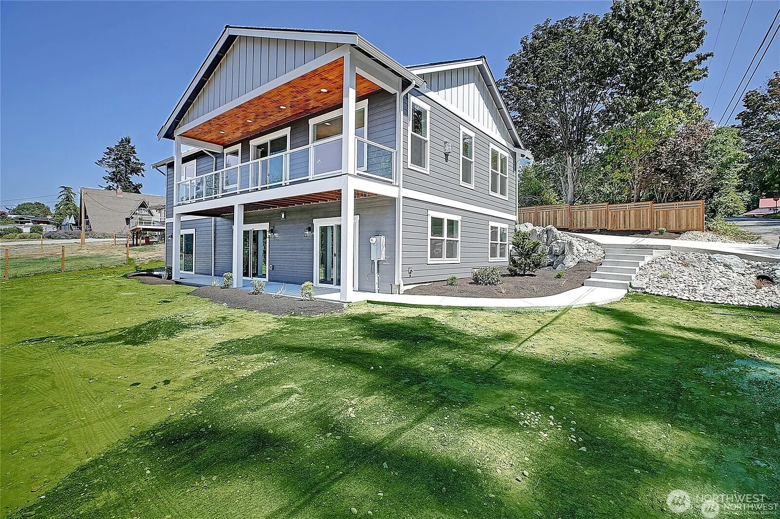 822 Serene View Road photo 1