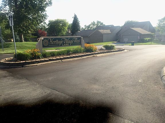 2nd image of 35615 Heritage Ln