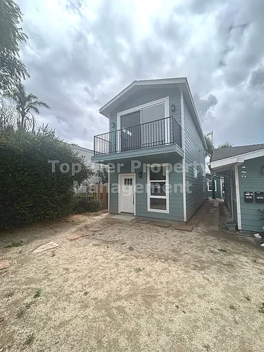 2945 Kalmia St Photo 1