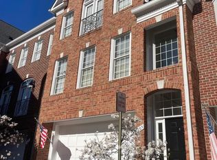 1305 McLean Crest Ct, Mc Lean, VA 22101