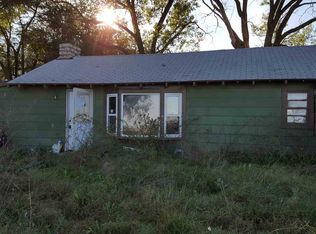 9587 SW Santa Fe Lake Rd, Augusta, KS 67010