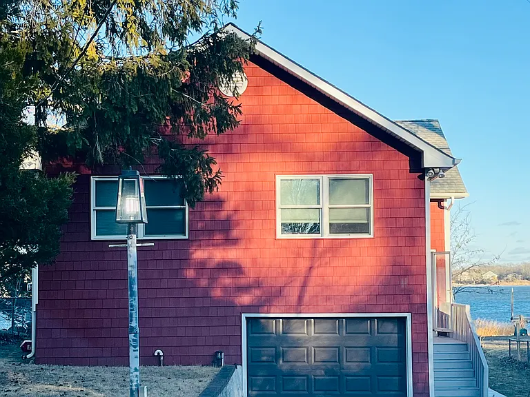 137 Overlook Dr — Photo 1