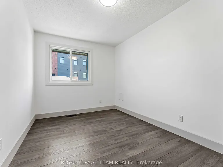 204 Donald St #2 — Photo 31