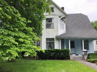 1519 S Main St, Carthage, MO 64836