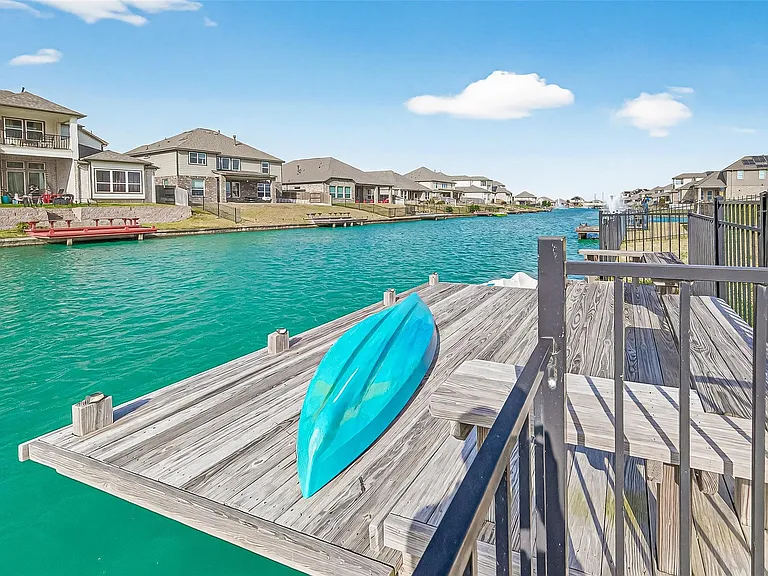 3723 Lake Varano Cir — Photo 34