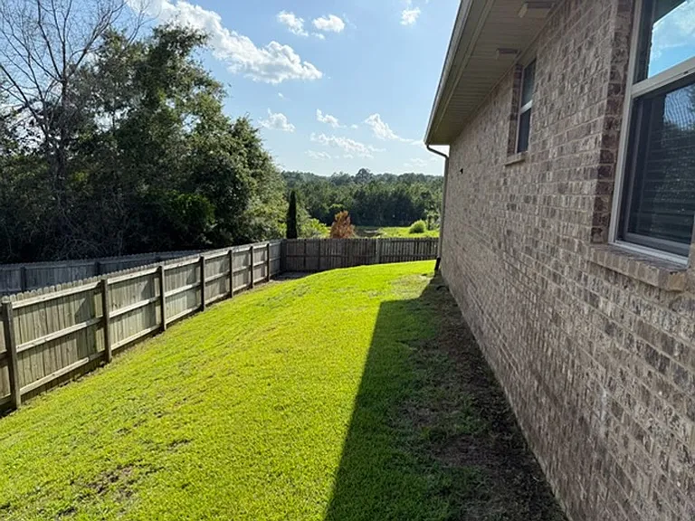 5746 Periwinkle Ln — Photo 32