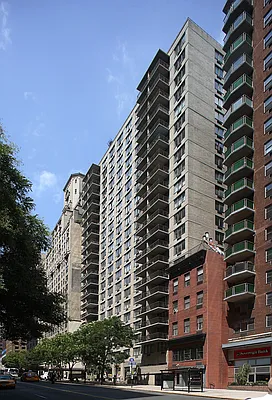 Rented by Manhattan Skyline | media 9