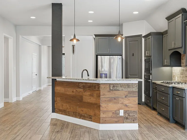 103 Boarsmen Ct — Photo 18